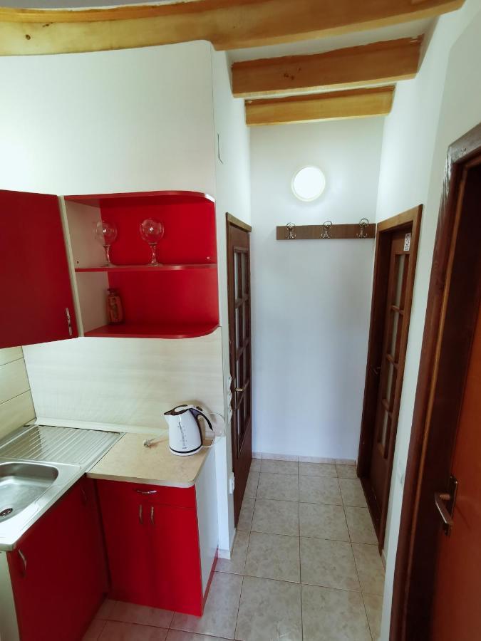 Chardak Apartments โอครีด ภายนอก รูปภาพ
